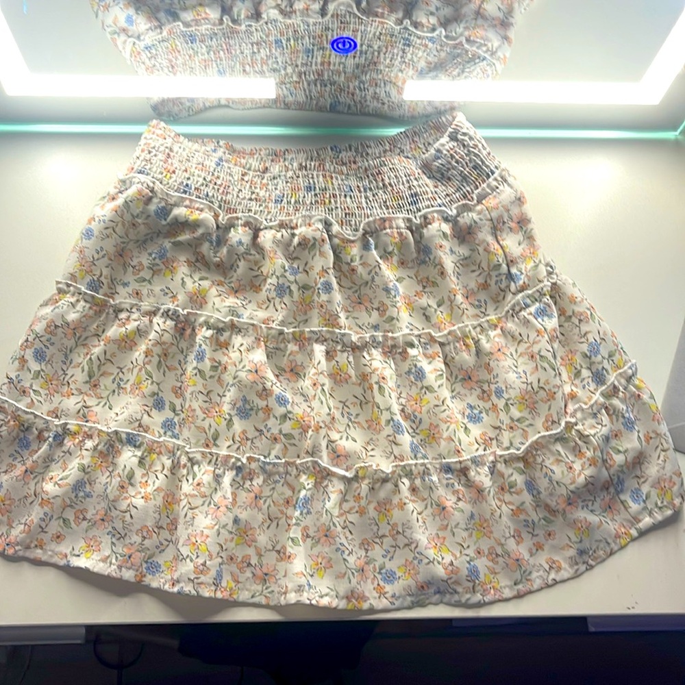 girls medium skirt from tillys. RSQ